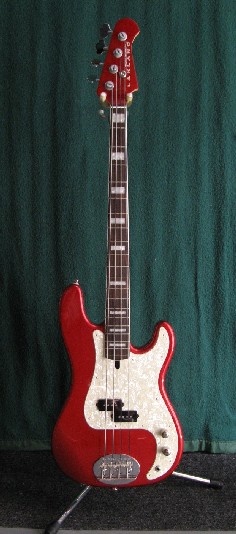 Lakland "Duck Dunn" Bass